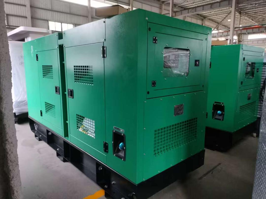 Generator Model 5 - 1000 kVA industrial